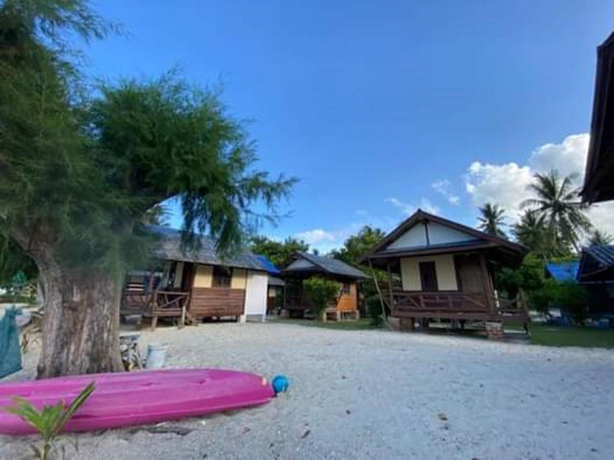 Pinks Bungalow Baan Tai Exterior photo